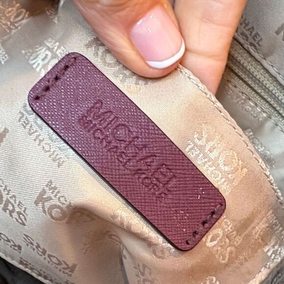 Michael Kors Hamilton Traveler Studded Satchel Saffiano Leather Bag - Picture 16 of 16